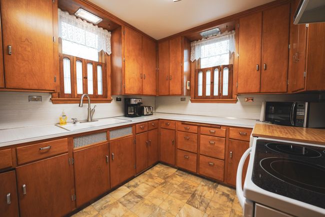 Kitchen | Image 13