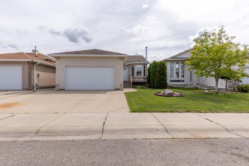 389 Kodiak Blvd N, Lethbridge, AB, T1H6T6 | Card Image