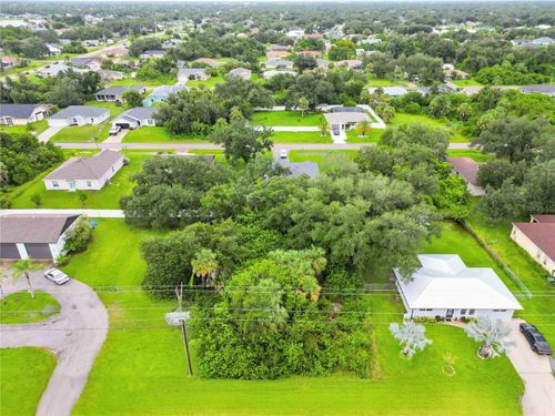 1050 Birchcrest Blvd, PORT CHARLOTTE, FL, 33952-1651 | Card Image