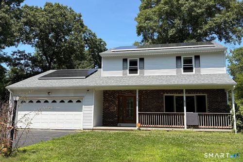 40 Taft St, Killingly, CT, 06239-4228 | Card Image