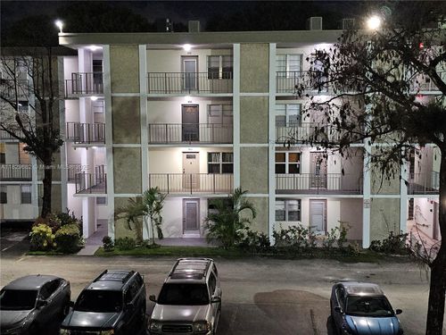 apt-129-2998 Nw 48th Ter, Lauderdale Lakes, FL, 33313-1613 | Card Image