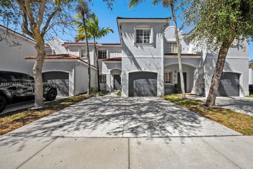 930 Sw 147th Ct, Miami, FL, 33194-2905 | Card Image