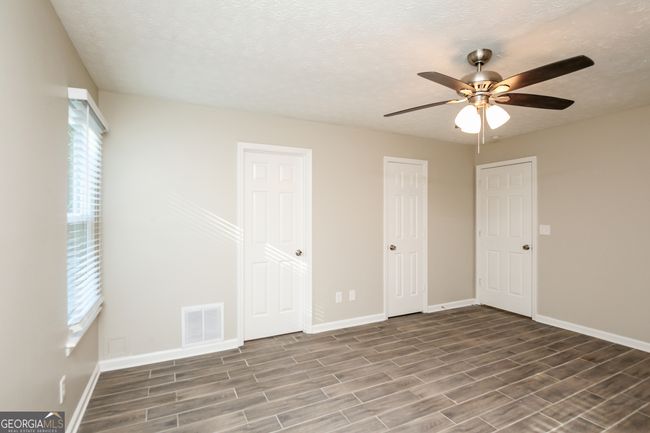 2045 Amberly Glen Way, House other with 3 bedrooms, 2 bathrooms and null parking in Dacula GA | Image 6