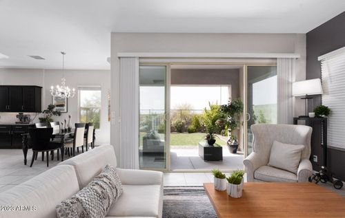 18426 N 65th Pl, Phoenix, AZ, 85054-6737 | Card Image