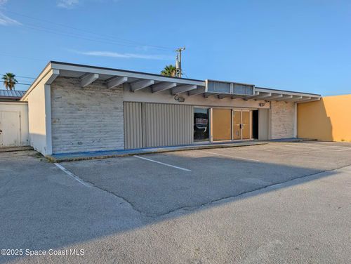215 5th Ave, Indialantic, FL, 32903-3155 | Card Image