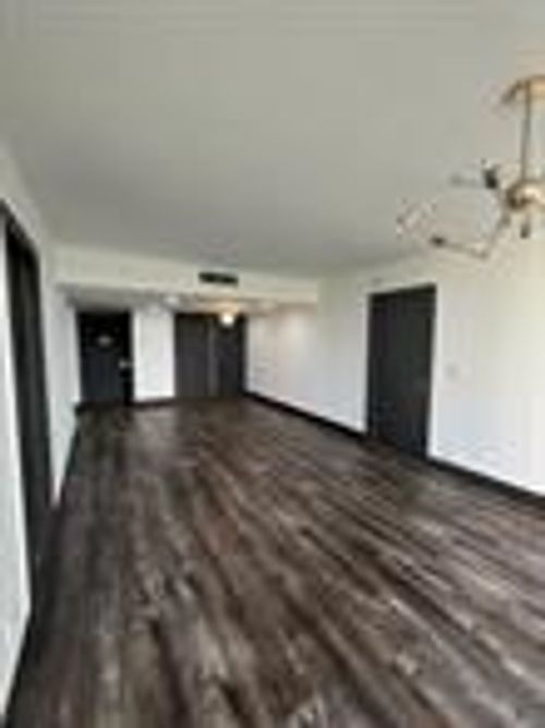 20335 W Country Club Dr, Aventura, FL, 33180-1600 | Card Image