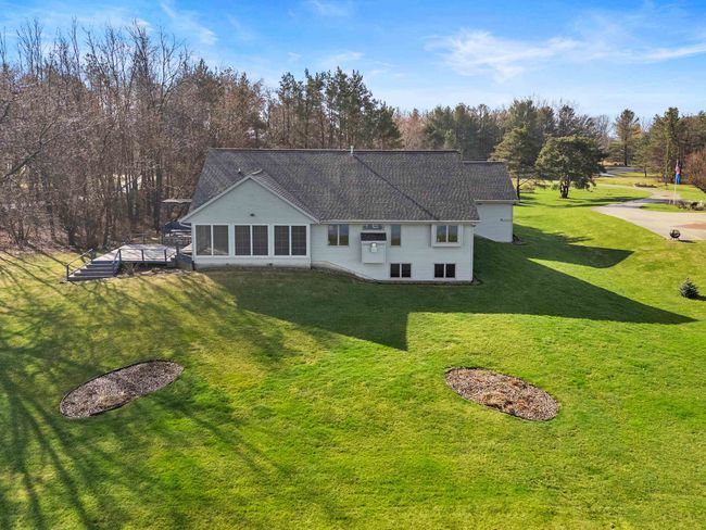 W9722 Cousins Court, House other with 3 bedrooms, 4 bathrooms and null parking in CALAMUS WI | Image 39