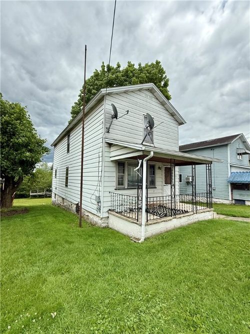 411 East Ave, Allison, PA, 15413-1013 | Card Image