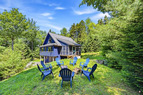 3021 Brackett Brook Rd, Carrabassett Valley, ME, 04947-5913 | Card Image