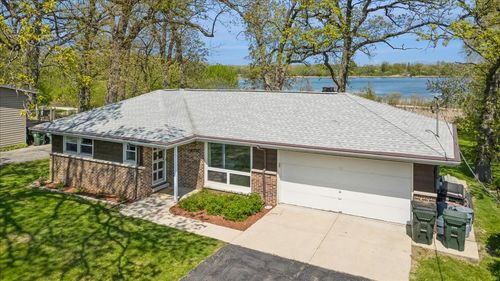 1806 Hazelwood Dr, Lindenhurst, IL, 60046-8824 | Card Image