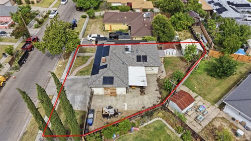 4867 E Leisure Ave, Fresno, CA, 93727-1836 | Card Image