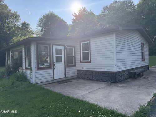 105 Colt Ln, Portage, PA, 15946-5112 | Card Image