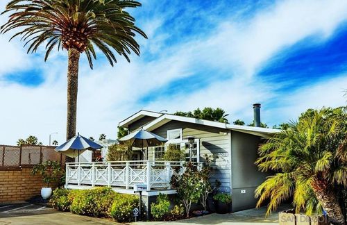 30-7002 San Bartolo St, Carlsbad, CA, 92011-4603 | Card Image