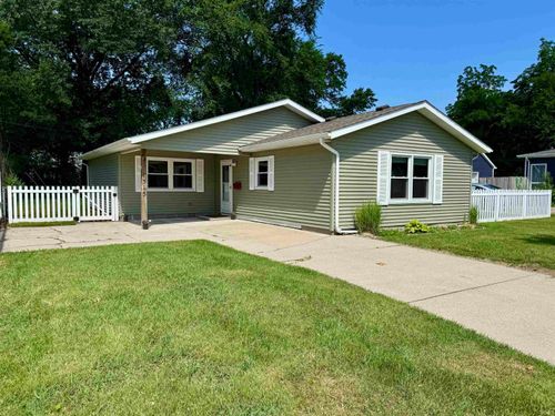 1315 Magnolia Ave, Elkhart, IN, 46514-2865 | Card Image