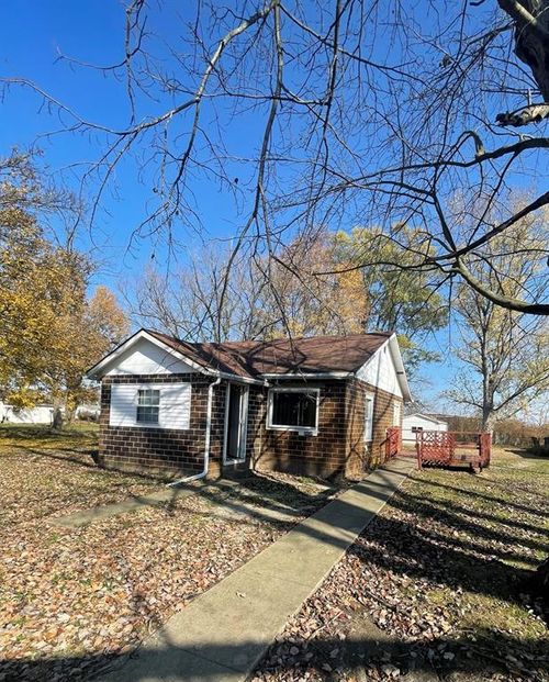 14434 N Linden St, Carbon, IN, 47837-8062 | Card Image