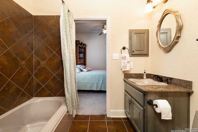 436 Hidden Springs Dr, House other with 3 bedrooms, 4 bathrooms and null parking in Spring Branch TX | Image 29