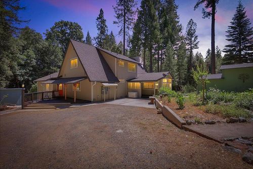 8883 Idlewood Cir, Forbestown, CA, 95941-9613 | Card Image