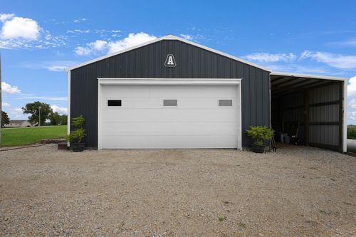 31628 190th St, Reinbeck, IA, 50669-8031 | Card Image