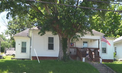 220 E Office St, Harrodsburg, KY, 40330-1341 | Card Image