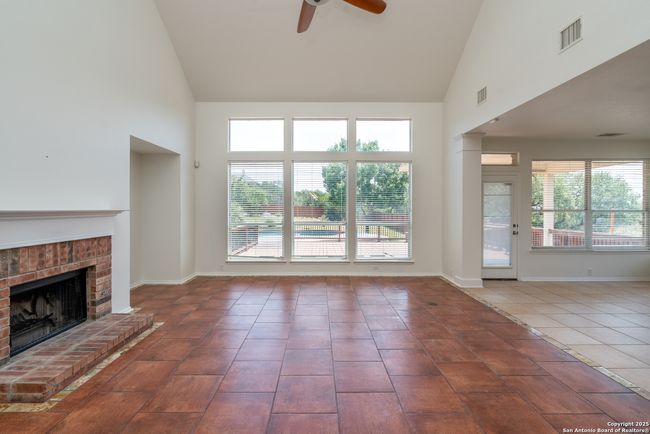 10615 Wind Walker, House other with 4 bedrooms, 4 bathrooms and null parking in Helotes TX | Image 11