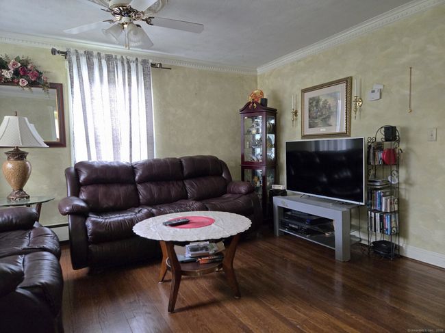 cozy sofas for viewing tv summer shows | Image 4