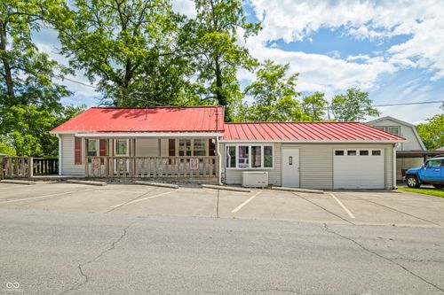 100 N Jefferson St, Nashville, IN, 47448-7018 | Card Image