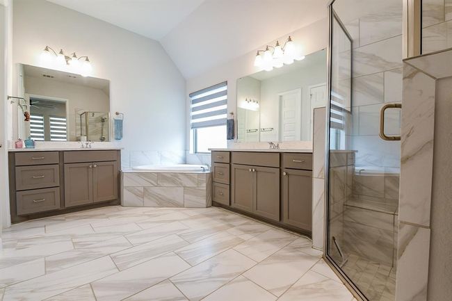 16903 Lupine Meadow Ln, House other with 3 bedrooms, 3 bathrooms and 3 parking in Humble TX | Image 27