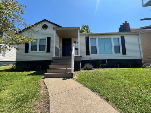 804 Oakland Blvd, Cambridge, OH, 43725-1704 | Card Image