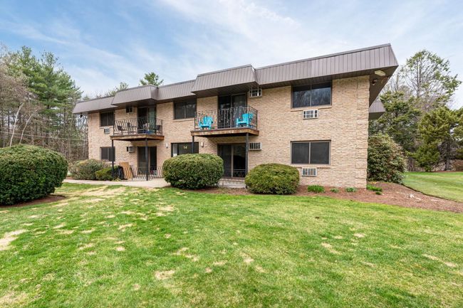 APT-2 - 14 Strawberry Bank Rd, Condo with 2 bedrooms, 1 bathrooms and null parking in Nashua NH | Image 18