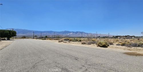 800 Oracle Rd, Lucerne Valley, CA, 92356 | Card Image