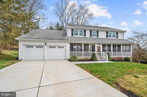 26 Old Stable Ln, NEWARK, DE, 19711-4381 | Card Image