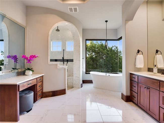 4212 Serene Hills Dr, House other with 5 bedrooms, 7 bathrooms and 8 parking in Austin TX | Image 16