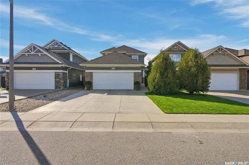 554 Kolynchuk Crescent, Saskatoon, SK, S7T0V9 | Card Image