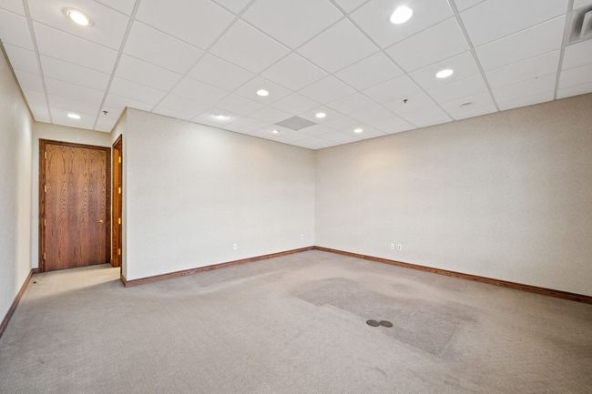 2032 E Square Lake, Suite 100 Road, Home with 0 bedrooms, 0 bathrooms and null parking in Troy MI | Image 8