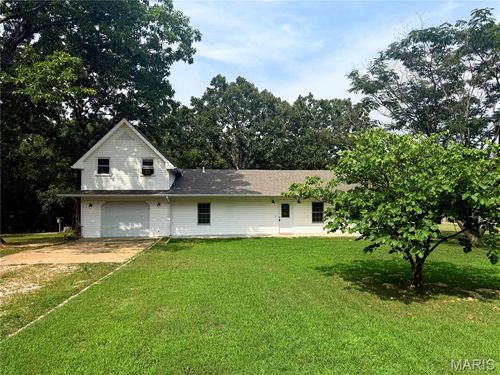 2803 Highway J, Bourbon, MO, 65441-8177 | Card Image