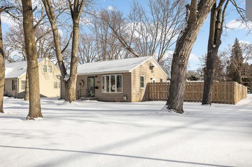 5300 Louisiana Ave N, Crystal, MN, 55428-3933 | Card Image