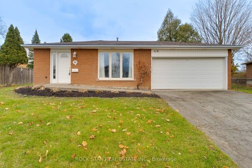 10 Ashdale Crt, Waterdown, ON, L8B0B3 | Card Image