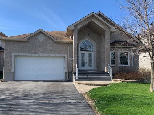 36 De La Rive Dr, Embrun, ON, K0A1W0 | Card Image