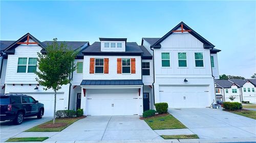 402 Auburn Valley Way, Auburn, GA, 30011-5002 | Card Image