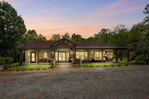7360 Indian Trace Rd, Centerville, TN, 37033-4041 | Card Image