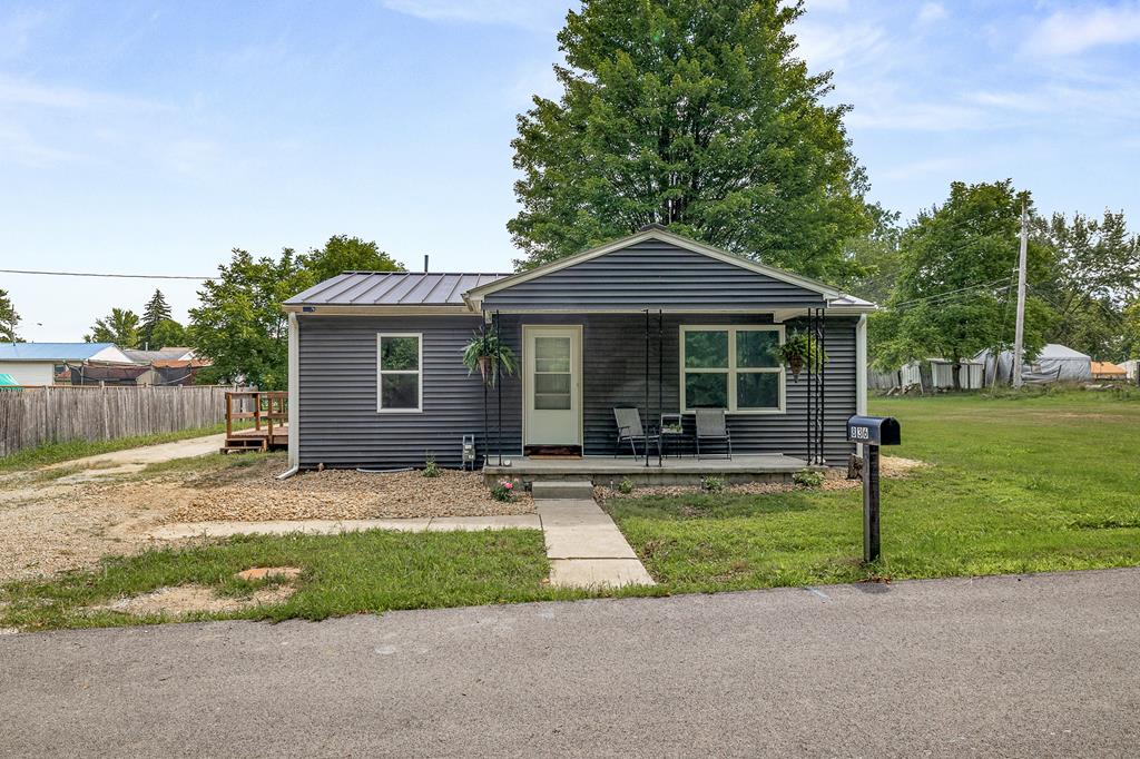 Delph Ave, Mansfield, OH 44906