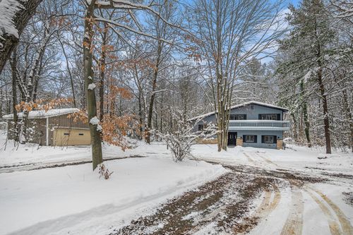 13930 Cleveland St, Nunica, MI, 49448-9734 | Card Image