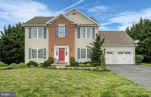 155 Eleahs Xing, Greencastle, PA, 17225-8503 | Card Image