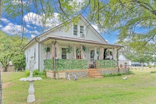 4144 Stones Dairy Rd, Bassett, VA, 24055-5046 | Card Image