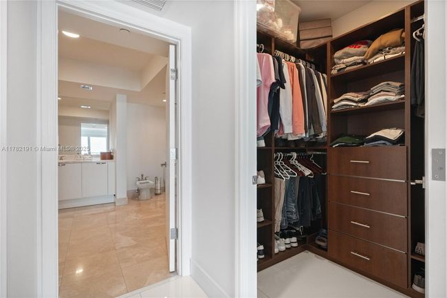 UNIT-2807 - 3301 Ne 183 Rd St, Condo with 3 bedrooms, 4 bathrooms and null parking in Aventura FL | Image 35