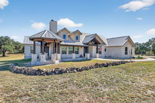 101 Lucky Rdg, Bandera, TX, 78003-3619 | Card Image