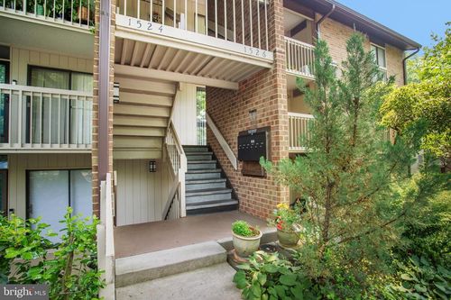 12b-1526 Moorings Dr, RESTON, VA, 20190-4276 | Card Image