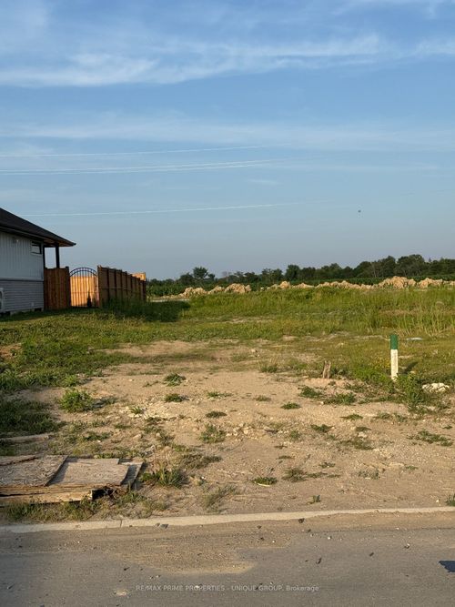 6719 Shaker Lane, Camlachie, ON, N0N1E0 | Card Image