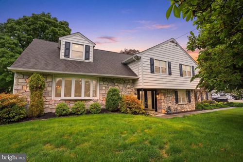 1619 Shepard Dr, AMBLER, PA, 19002-3011 | Card Image