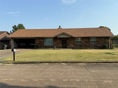 2304 Fieldstone St, Okmulgee, OK, 74447-6609 | Card Image